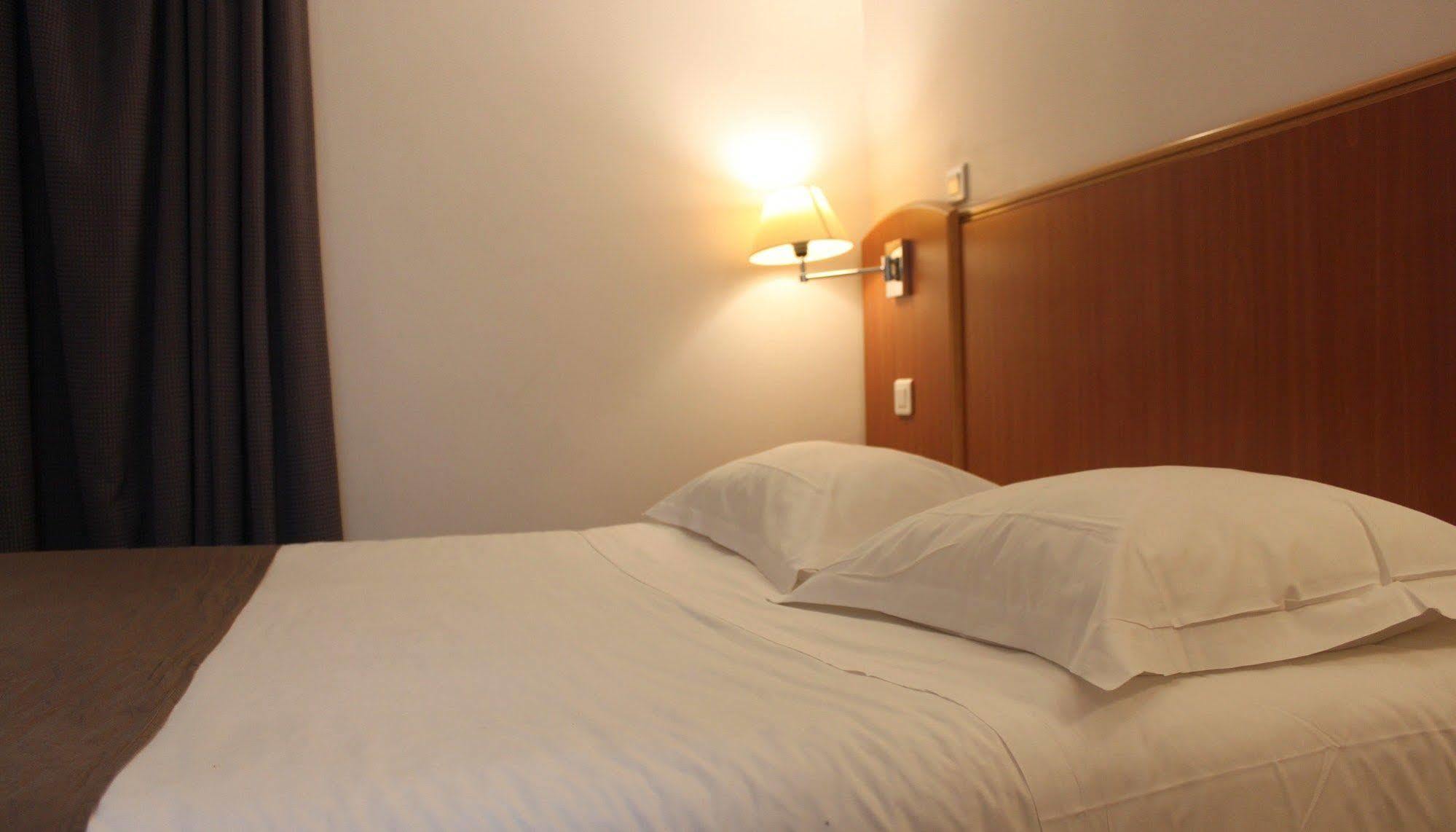 Metropolitain Hotel Paris